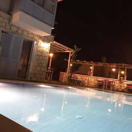 Poncik Butik Otel Alaçatı