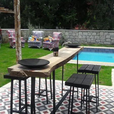 Poncik Butik * ألاتشاتي