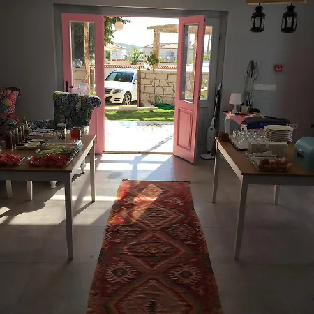 فندق Poncik Butik *